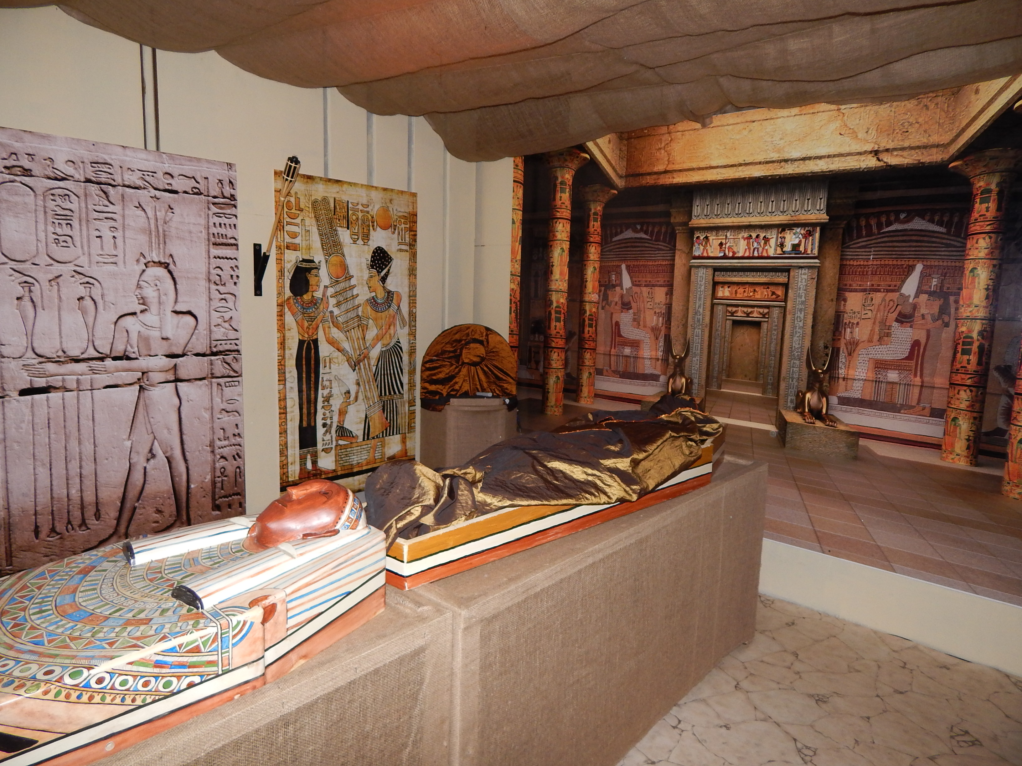 40 excursion Atlantis centre Pharao tomb